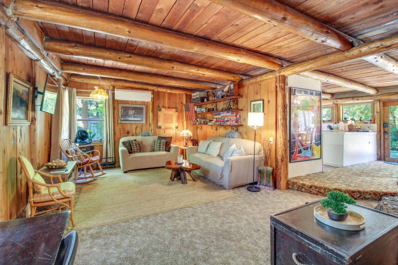 Rustic Bandon Log Cabin On 5 Acres Of Woodlands! Exterior photo